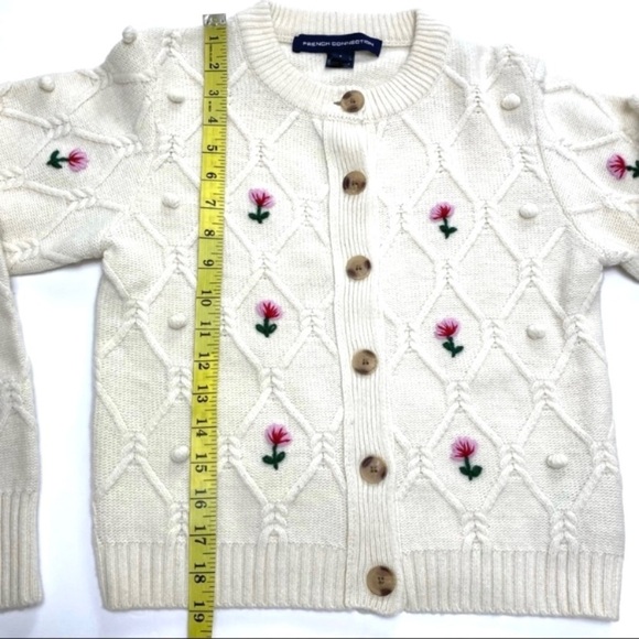 FRENCH Connection Kinsley Floral Embroidered Lambswool Cardigan in Vanilla Cream - Picture 10 of 12